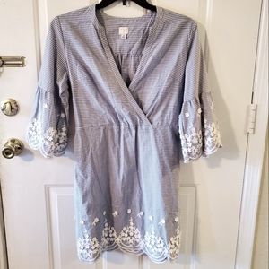 A NEW DAY LIGHT BLUE & WHITE STRIPED FLORAL SUMMER DRESS - SIZE MEDIUM